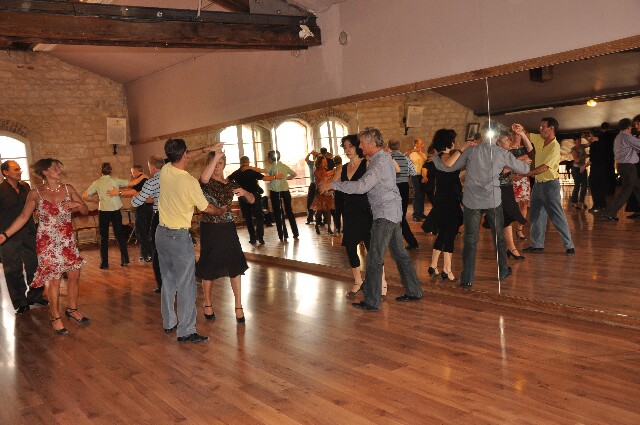 min 2009 04 05 station danse 097